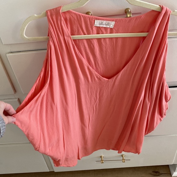 Bella Dahl cold shoulder top - Picture 2 of 2